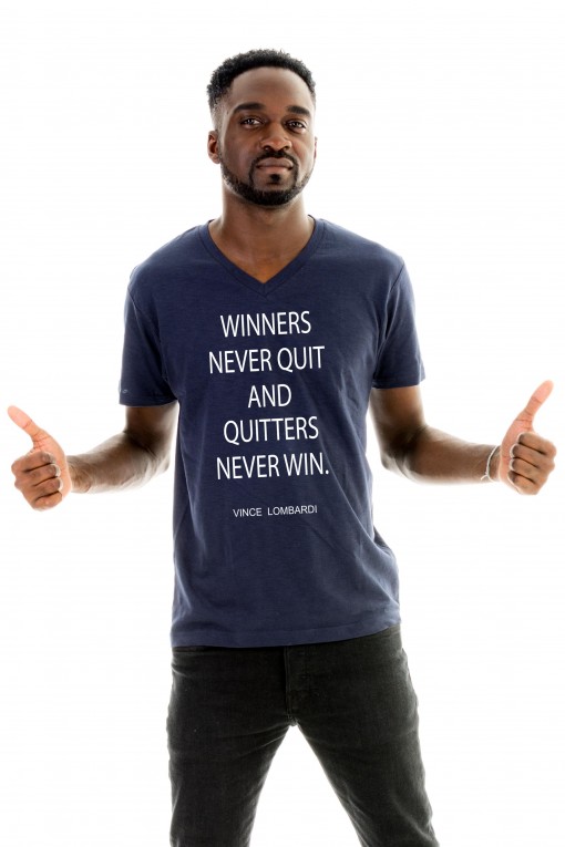 T-shirt v-neck Winners Never Quit