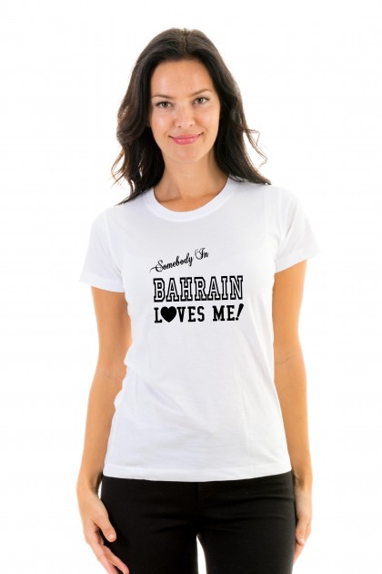 T-shirt Barhain Loves Me!