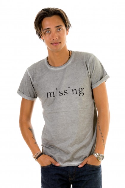 T-shirt Missing