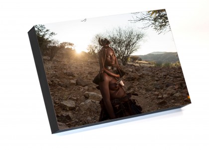 Frame to go Portrait Of Namibian Girl By Emmanuel Catteau